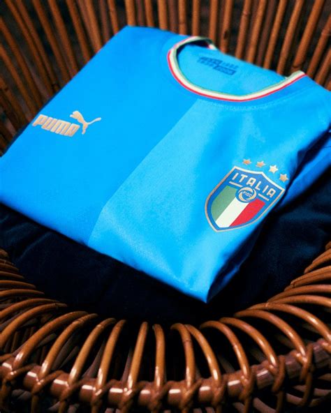 versace italia puma|CLASSIC AZZURRI. INTRODUCING THE 2022 ITALY HOME .